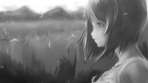 灰階田野中的動漫少女，背景有山 — 可愛動漫女仔 壁紙