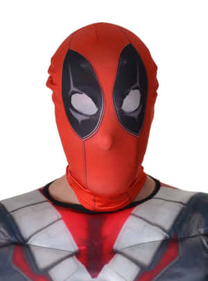 穿著 Deadpool 服裝嘅人，紅色面具同白色網眼眼睛。 — Kindle 壁紙