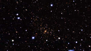 廣闊的星星和星系在黑暗的夜空中閃耀。 — 夜空 壁紙