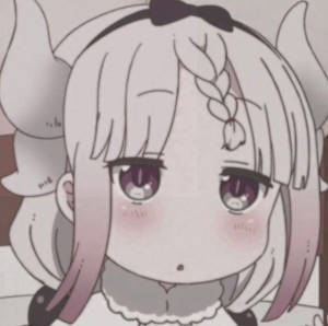有角同紫色眼睛嘅動漫女仔，面頰紅卜卜，睇起嚟好眼瞓。 — 動漫女孩 壁紙