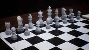深色木質背景上的棋盤和國際象棋棋子。 — 國際象棋 壁紙