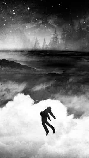 一個人在星空夜空下跳躍在雲層之上，背景有山脈和森林。 — 玫瑰金 iPhone 壁紙