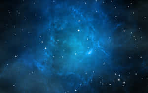 深空中充滿星星的鮮豔藍色星雲。 — 藍天 壁紙