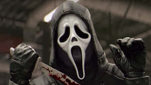Ghostface 在昏暗的工業空間中手持血刀。 — 鬼滅之刃面具 壁紙