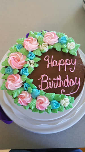 朱古力蛋糕配彩色糖霜花和Happy Birthday訊息。 — 生日蛋糕 壁紙