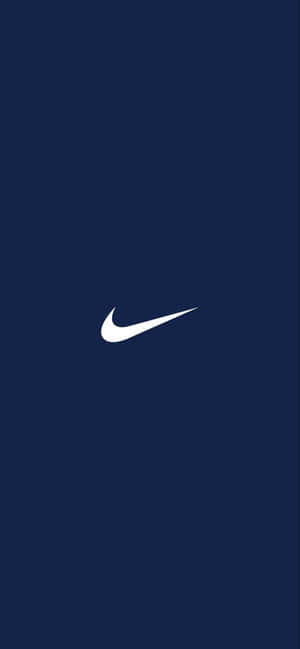 白色Nike swoosh標誌在海軍藍背景上。 — Nokia 壁紙