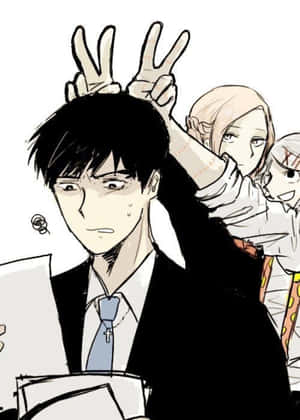 兩個女孩在一個壓力大的動漫男子頭上做出和平手勢，而他拿著文件。