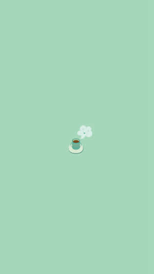 一個小藍綠色杯子，在柔和的綠色背景上冒著蒸氣。 — 咖啡 壁紙