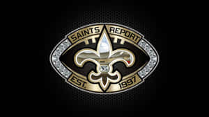Saints Report 徽標，帶有鑽石和成立年份 1997，位於深色六邊形背景上 — 聖人 GIF 壁紙