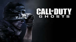一名身穿深色裝備的士兵持步槍，並帶有「Call of Duty Ghosts」文字。 — 使命召喚 壁紙