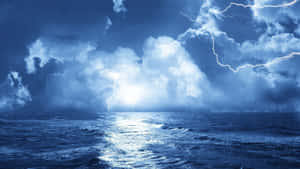 風暴海洋，閃電劃破烏雲。 — 雷暴 壁紙