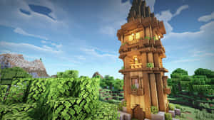 一座高大的木製Minecraft塔樓房屋，位於綠色森林中，帶有發光的窗戶。 — 城堡 壁紙