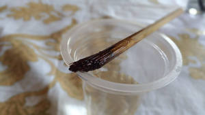 杯中的畫筆放在圖案布料上 — 圖案 壁紙