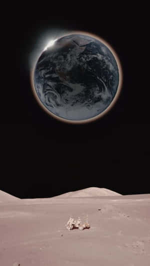 月球車在月球表面仰望太空中升起的地球 — 天空美學 壁紙