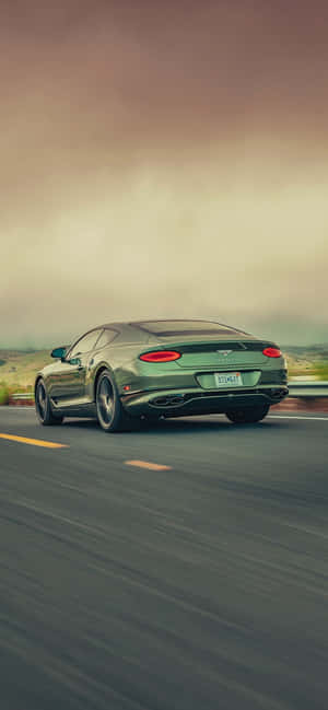 iPhone Xs Max Bentley 背景 — Huawei Pura 90 Pro 壁紙