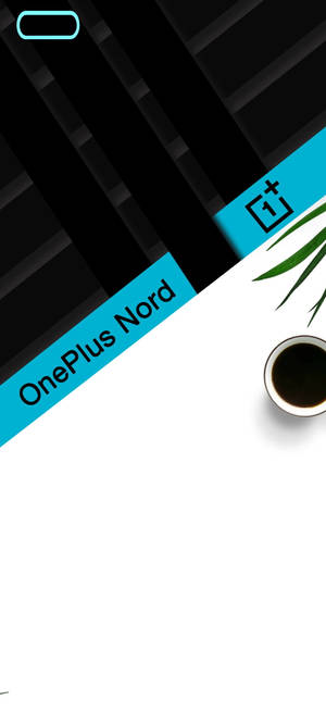 OnePlus Nord手機與咖啡和樹葉在整潔的桌子上 — Pixel 10 Pro Fold 壁紙