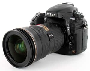 專業 Nikon D800 DSLR 相機，配備鏡頭，置於白色背景上。 — 5:4 壁紙