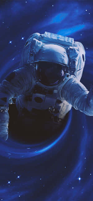 太空人在充滿星星的藍色星雲中漂流