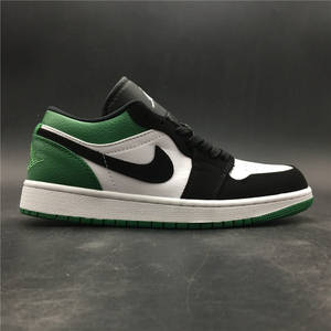 一雙黑色、白色和綠色的 Jordan 1 運動鞋放在深色表面上。 — Air Jordan GIF 壁紙