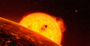 太空中一顆熾熱的太陽帶著太陽耀斑位於一個微紅色的外星行星上方。 — 星星 壁紙