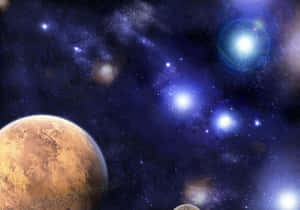 一顆巨大的橙色行星，在佈滿星星的空間中，有發光的藍色星雲和明亮的恆星。 — 天空美學 壁紙