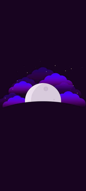 蒼白的月亮在星空下從紫色雲層後升起。
