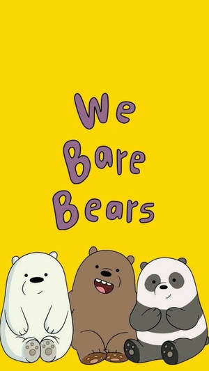 三隻卡通熊坐在黃色背景上，帶有文字 We Bare Bears — 卡通網絡角色 壁紙
