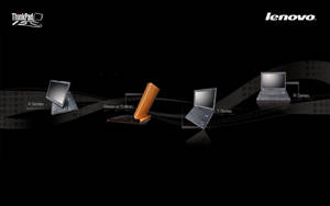 四款 Lenovo ThinkPad 手提電腦型號，附有品牌和系列標籤。