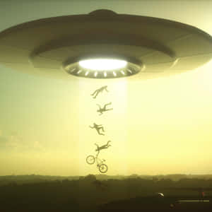 UFO在日落時綁架人和單車