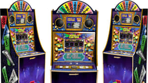 三部色彩繽紛的 Wheel of Fortune 街機遊戲，帶有旋轉輪盤和美元符號。