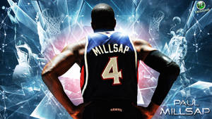 籃球運動員 Paul Millsap 身穿鷹隊 4 號球衣，帶有發光籃框和數碼效果。 — 阿特蘭大鷹隊 壁紙