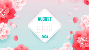 2020年8月月曆以剪紙櫻花框飾，背景為粉彩漸變色。