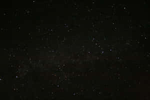 在黑暗夜空中有無數星星的銀河系。 — 星星 壁紙
