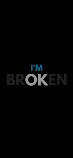 文字在黑色背景上以藍色和灰色顯示I'M BROKEN。