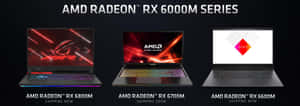 三部AMD Radeon RX 6000M系列遊戲筆記型電腦，帶有發光的鍵盤和螢幕，顯示產品品牌。