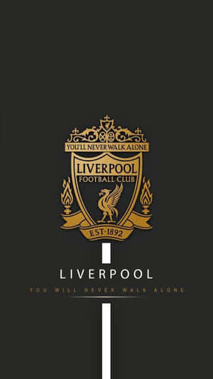 利物浦足球會徽章，附有格言 You'll Never Walk Alone，置於深色背景上。