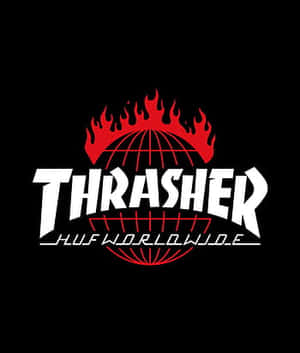 黑色背景上帶有紅色火焰地球的Thrasher雜誌標誌。