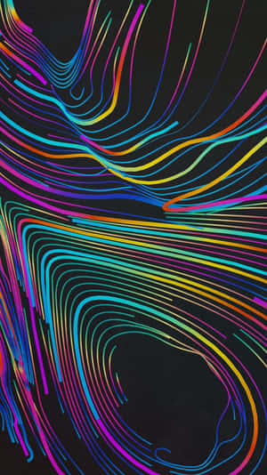 霓虹色彩的線條在黑色背景上以催眠般的圖案旋轉。