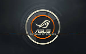 ASUS Republic of Gamers 標誌，在深色背景上帶有橙色和銀色的圓形設計。