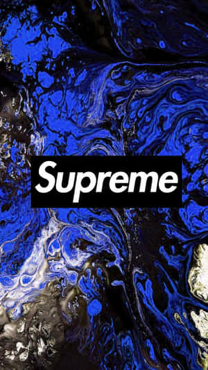 帶有白色Supreme標誌的抽象藍色和黑色液體漩渦。 — 簡約藍色美學 壁紙