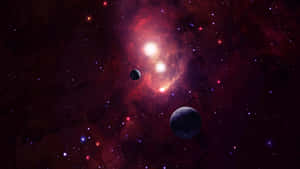 兩顆行星在充滿星星的發光紅色星雲中圍繞雙星運行。