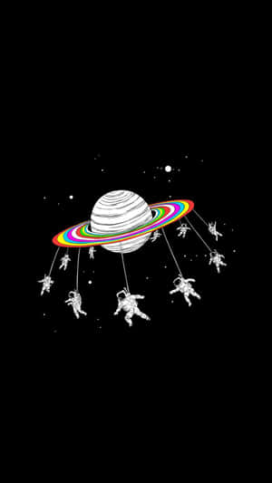 太空人懸掛在太空中的彩虹環行星上。
