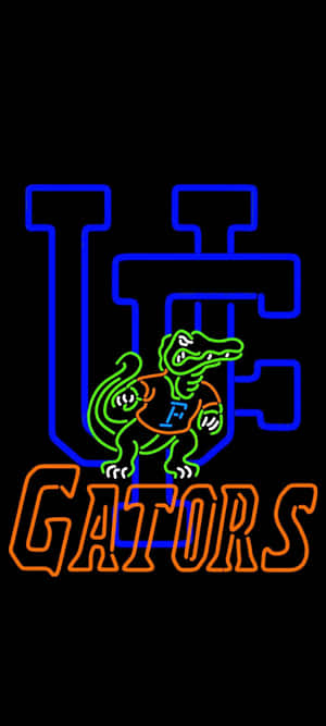 霓虹燈標誌，帶有綠色鱷魚吉祥物和橙色及藍色的UF Gators文字。