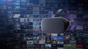漂浮在數位遊戲庫牆前的 Oculus VR 頭戴式裝置。