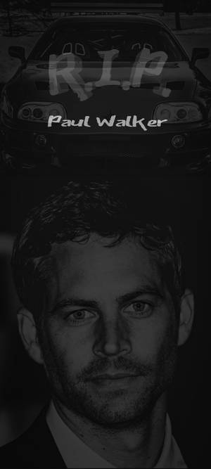 保羅·沃克的黑白紀念圖片，車上帶有RIP Paul Walker文字。