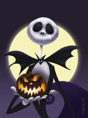 Jack Skellington 在滿月下手持傑克南瓜燈。