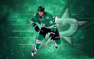 冰球運動員 Jamie Benn 身穿綠色球衣，在星星標誌背景下滑冰。 — 運動 壁紙