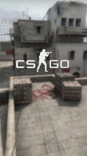 CS GO遊戲標誌，屋頂戰場上的士兵剪影。 — Pixel 3 壁紙