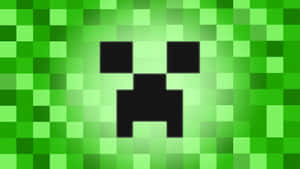 來自Minecraft電子遊戲的綠色像素化爬行者臉孔。