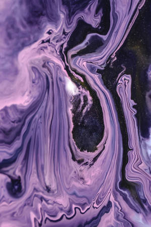帶有閃爍星狀斑點的抽象紫色和黑色流體藝術。 — 紫色 iPhone 壁紙